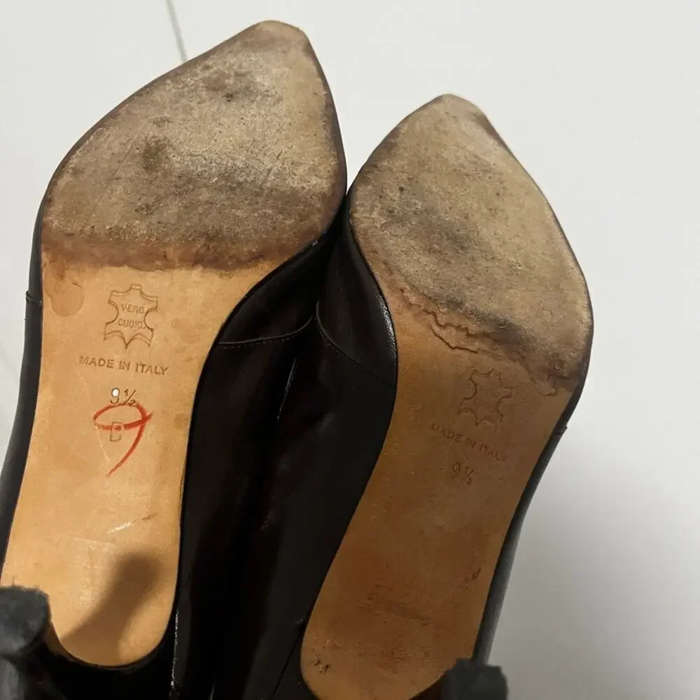 Isaac Chocolate Brown Leather Kitten Heels Size 9.5